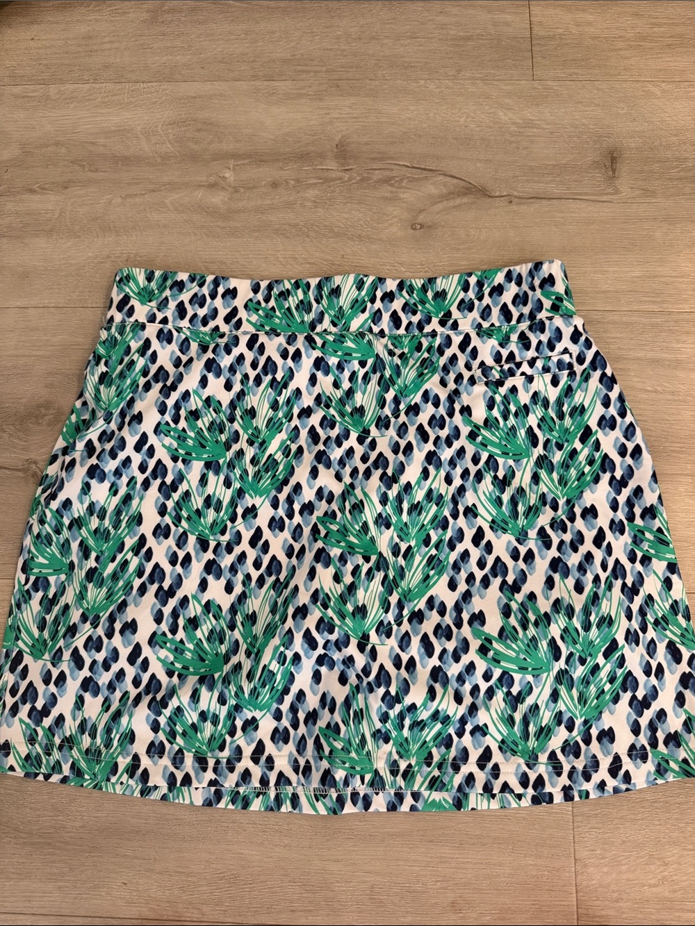 Pebble Beach Golf Skirt with Green Leaf & Navy Spot Print